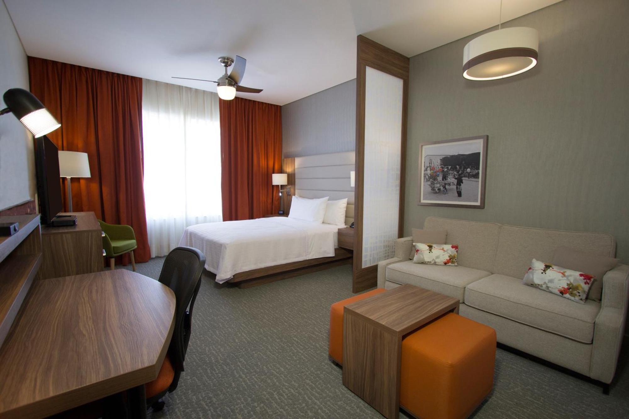 Fiesta Inn Suites Aeropuerto Del Bajio Silao Buitenkant foto